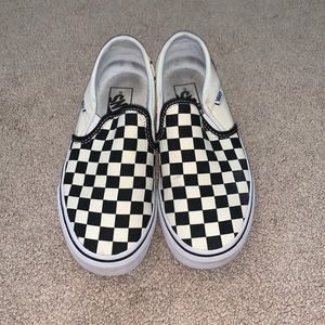Classic Checkered Slip On Vans